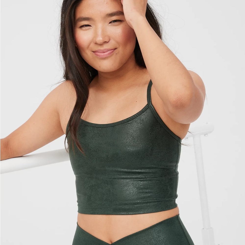 OFFLINE by Aerie The Hugger Crackle Racerback Sports Bra
